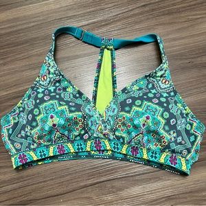 Title nine sz L geometric green swim top bikini top